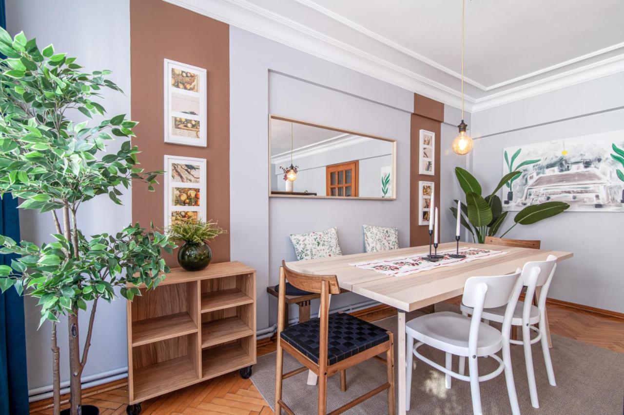 Gorgeous Flat With Lovely Balcony In Nisantasi อิสตันบูล ภายนอก รูปภาพ