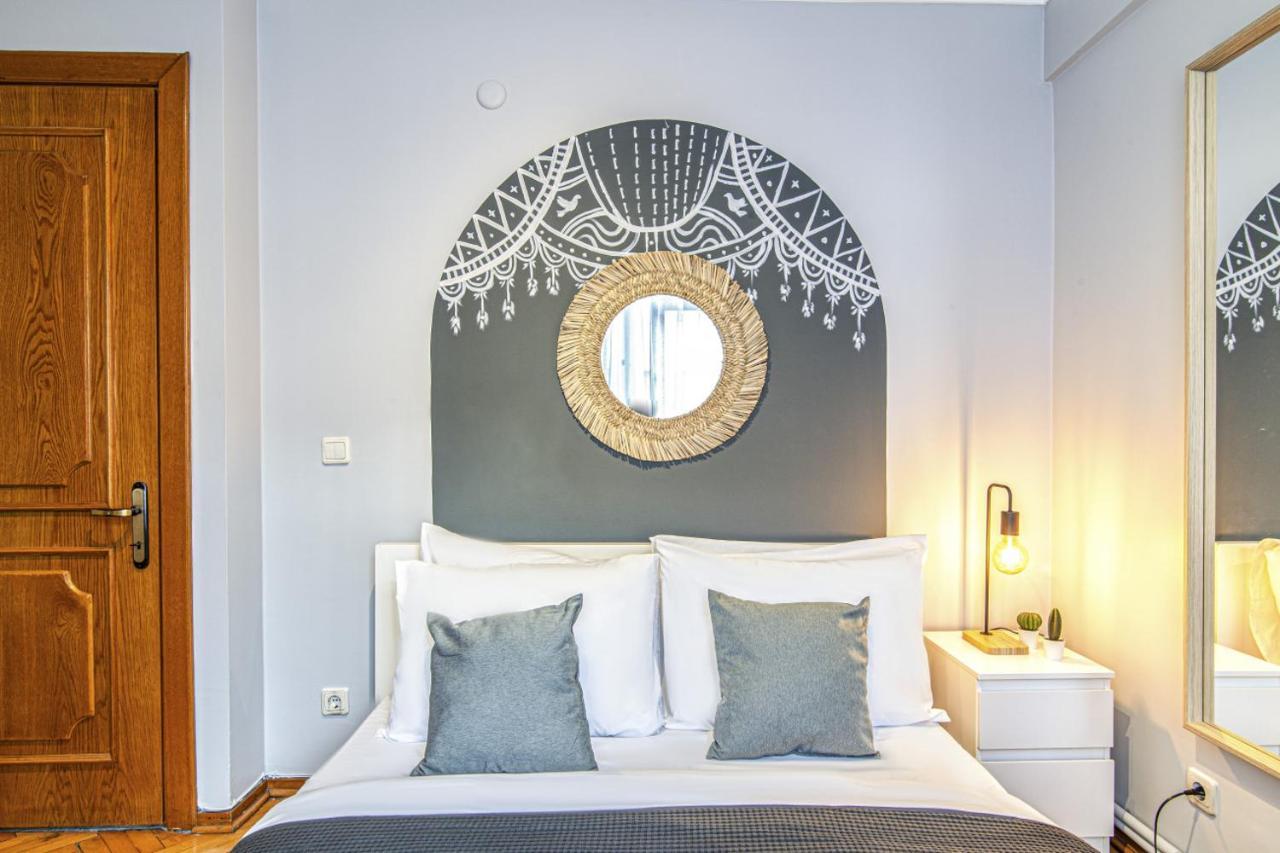 Gorgeous Flat With Lovely Balcony In Nisantasi อิสตันบูล ภายนอก รูปภาพ