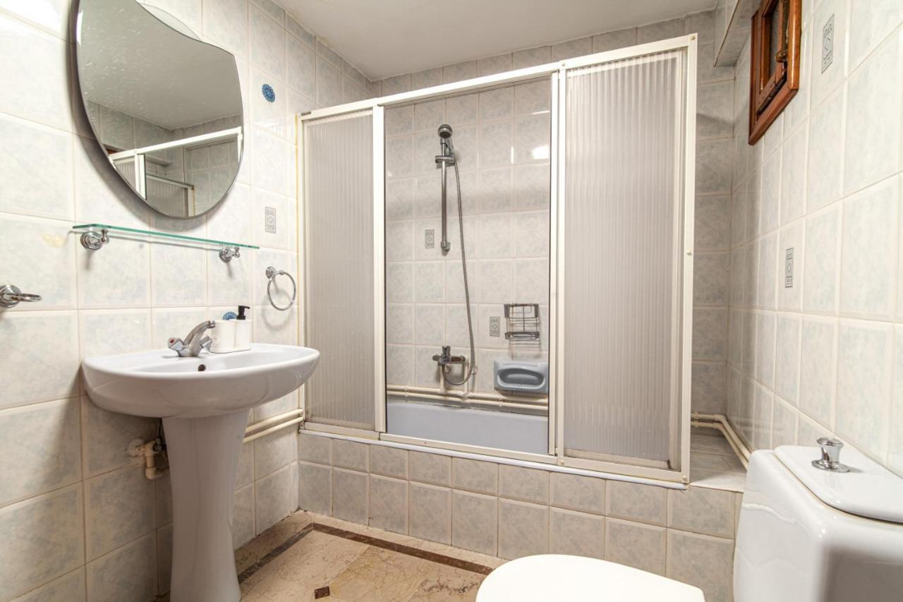 Gorgeous Flat With Lovely Balcony In Nisantasi อิสตันบูล ภายนอก รูปภาพ